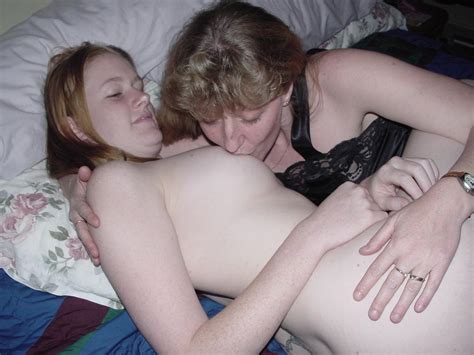 nude homemade mom and daughter
