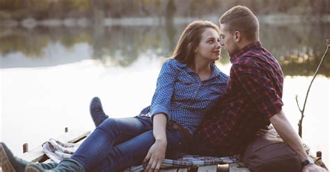 35 Signs Youre A Lucky Guy Dating A Mature Uncomplicated Girl