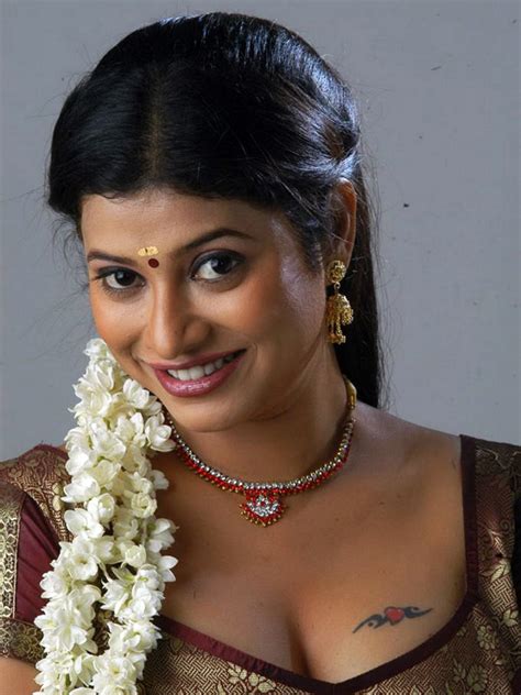tamil hot actress hot photos shobana tamil hot actress biography hot photos videos wallpapers