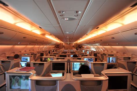 emirates  business class seats seat map executive traveller