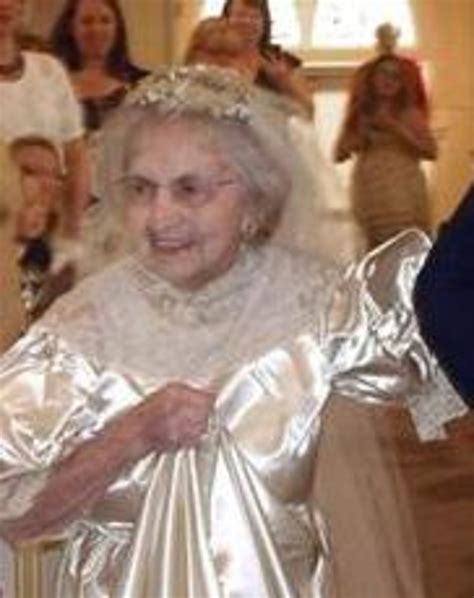 Something Old Is Something New Woman Wears Wedding Dress She Wore In 1938