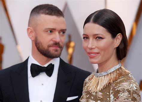 justin timberlake apologises to jessica for photo with