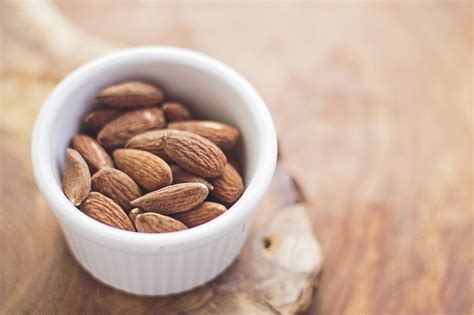 almond nutrition facts health benefits  almonds