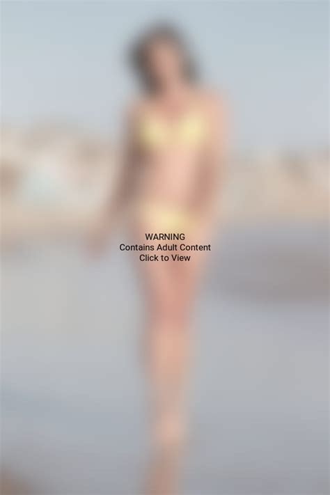 Courtney Robertson Bikini Photos Thg Hot Bodies Countdown