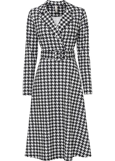stijlvolle midi jurk met een aantrekkelijk patroon zwartwit grafische print