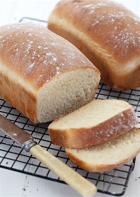 learn     easy homemade white yeast bread  lots