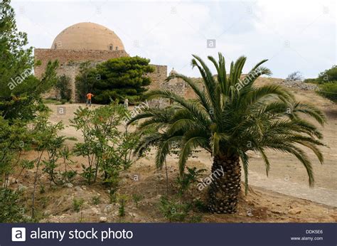 the mosque of sultan ibrahim inside venetian fortress of