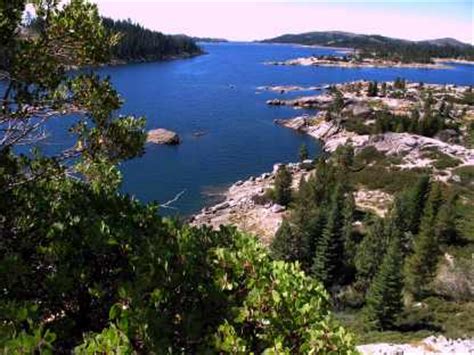 california lakes offer prime class  motorhome destinations