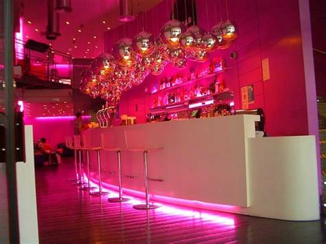awesome  club gno  pink bar nightclub design cool bars