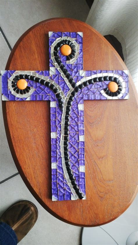 mosaic cross vaeg