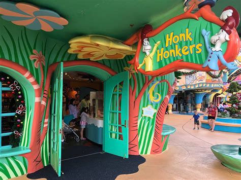 honk honkers customized cotton candy shop now open at universal s