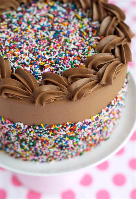 9 Gorgeous Cakes To Celebrate Huffpost S 9th Birthday Huffpost