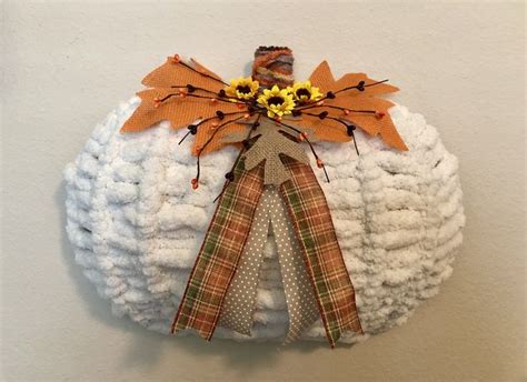 yarn pumpkin dollar tree crafts fall halloween