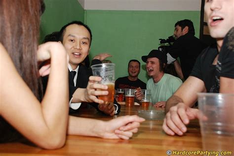 Lascivious Milfs Have A Fervent Groupsex At The Drunk Party Porn