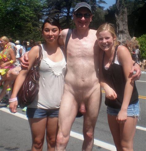 bay to breakers jacking off