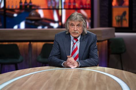 nederlands tv gezicht johan derksen bekent verkrachting op televisie en wekt woede bij kijkers