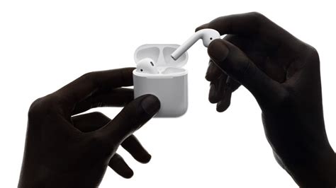 apple tamamen kablosuz kulakligi airpodsu tanitti video log