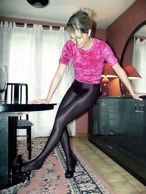 Pin On Stockings Pantyhose And Tights