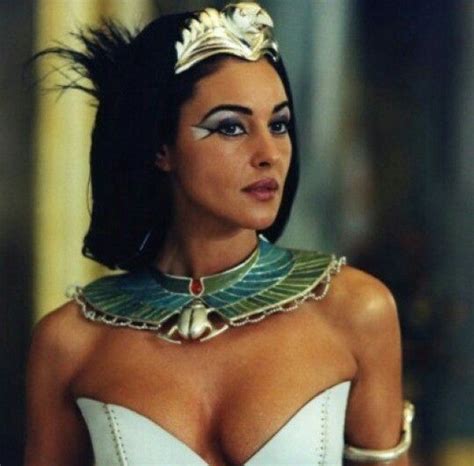 Another Cleopatra Cosplay For Monica Bellucci