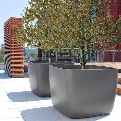 extra large outdoor planters image