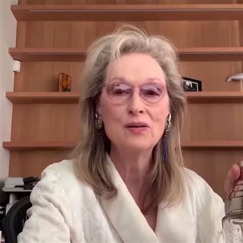 Some Questions About Meryl Streep’s Bookshelves