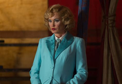 American Horror Story Freak Show Reveals How The Seasons Are