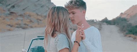 couple love by hrvy find and share on giphy