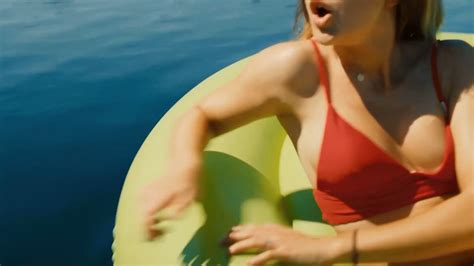 Nude Video Celebs Lisa Marie Koroll Sexy Wir Sind Jetzt S02e03 2020