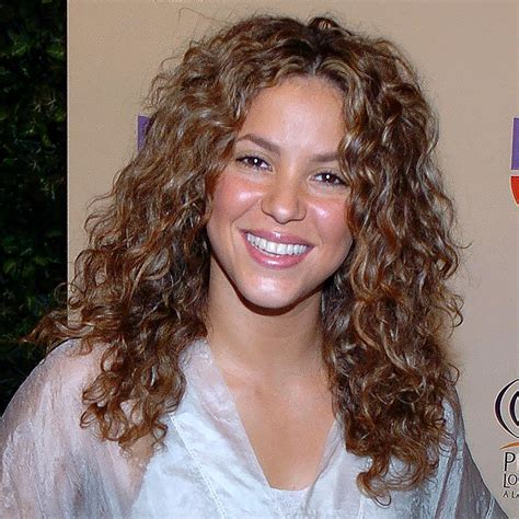 Shakira S Beauty Evolution See Her Hair And Makeup Looks