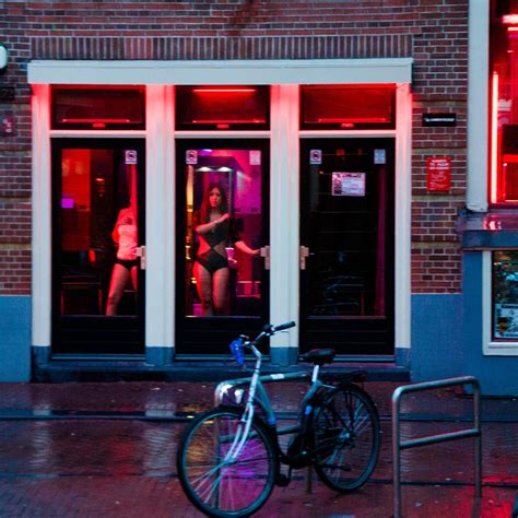 save our windows amsterdam s plan for the red light district pisses off sex workers vice news