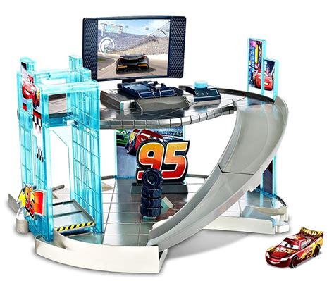 Disney Rust Eze Racing Center Playset Pixar Cars 3 New Race Track Mack