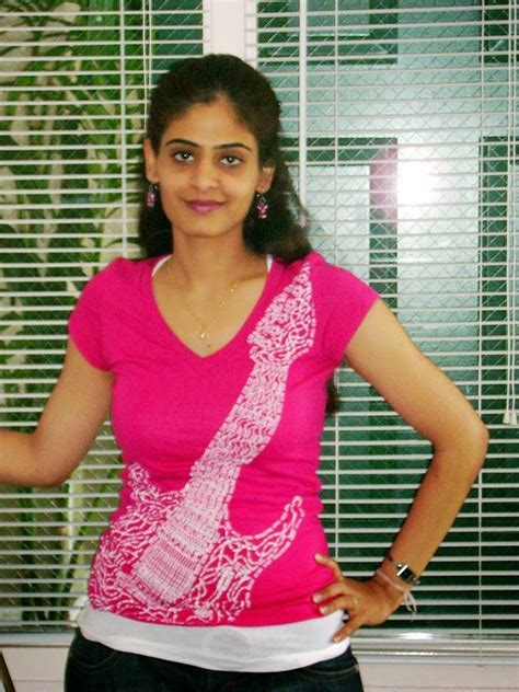 indian beautiful aunties hot poses pictures in red shirt hot poses