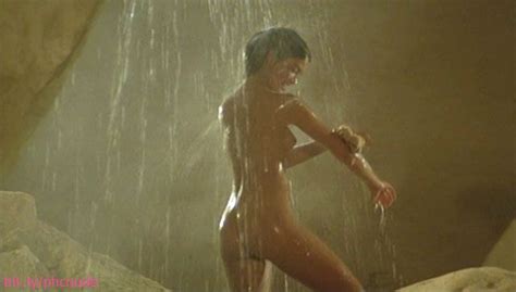 phoebe cates nude is every man s dream come true 59 pics