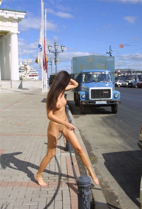 skinny goddess posing naked at public russian sexy girls