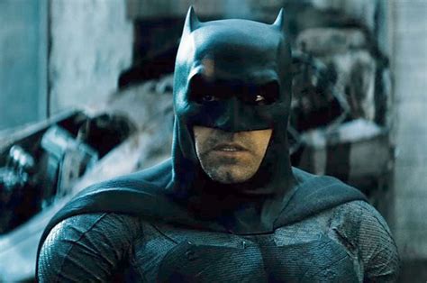 Dc Fans Are Not Pleased With Reviews Of Batman V Superman Dawn Of