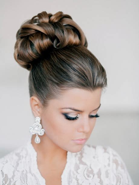 foto capelli raccolti per matrimonio bellezza e stile