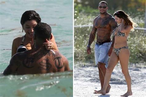 kelly brook engaged to gladiator david mcintosh after 11 week romance daily star