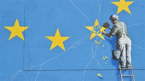 brexit muurschildering banksy  dover overgeschilderd nos
