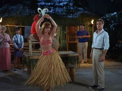 The Most Memorable Outfits Ginger Wore On Gilligan S