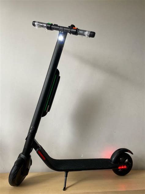 electric scooter segway ninebot es rental edition  speed limit  isle  dogs london