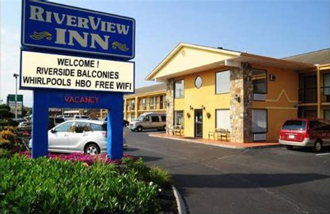 river view inn updated  prices hotel reviews sevierville tn