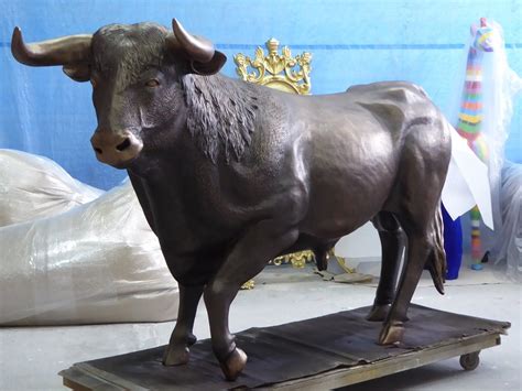 bulle stier carlos bronze farben lackiert cm