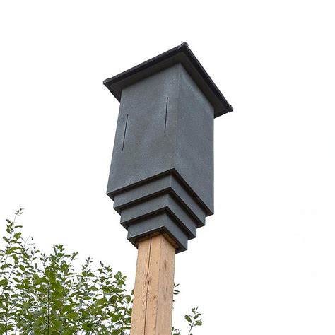 vleermuizen paalkast met  douglas houten paal traas nature care shop milieuvriendelijke