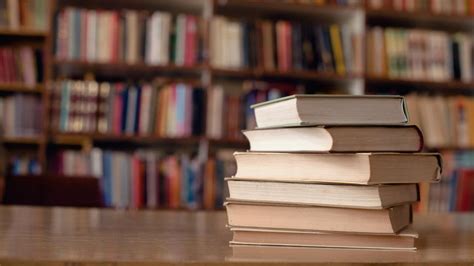 read books  college students forbes advisor