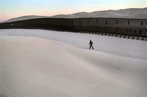 inside the border crisis photos from the front lines