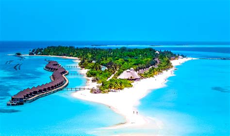 kuredu island resort spa atol lhaviyani malediwy opis hotelu