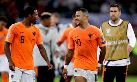 football transfer rumours wijnaldum and depay to join barcelona