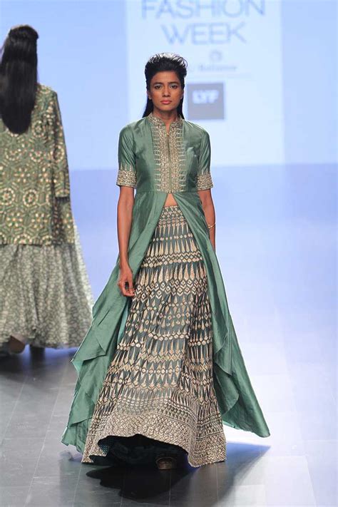 Sva At Lakmé Fashion Week Summer Resort 2016 Vogue India Fashion