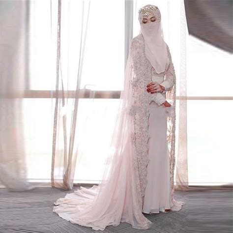 Modest Long Sleeves Muslim Wedding Dresses With Cloak Lace Appliques