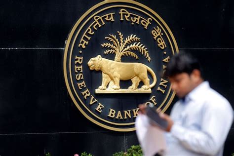 rbi shuts door  raghuram rajans plan  introduce islamic banking